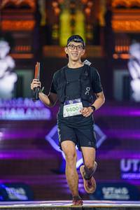 BIB: 9400
                            <button type="button" onclick="openModal(22646186)" class="btn btn-primary btn-sm float-right btn-popup" data-toggle="modal" data-target=".modal-high-quality">
                        <i class="fas fa-shopping-cart"></i> Add to Cart
                    </button>
                                            <button type="button" onclick="isThisMe(22646186, true)" class="btn btn-success btn-sm float-right btn-popup btn-isme hidden" data-toggle="tooltip" data-placement="bottom" title="นี่คือรูปของคุณใช่ไหม คลิกที่นี่เพื่อเอาเข้าอัลบั้ม">
                        <i class="fas fa-plus"></i> Add to album
                    </button>
                    <button type="button" onclick="isThisMe(22646186, false)" class="btn btn-warning btn-sm float-right btn-popup btn-isnotme hidden">
                        <i class="fas fa-ban"></i> Remove from album
                    </button>